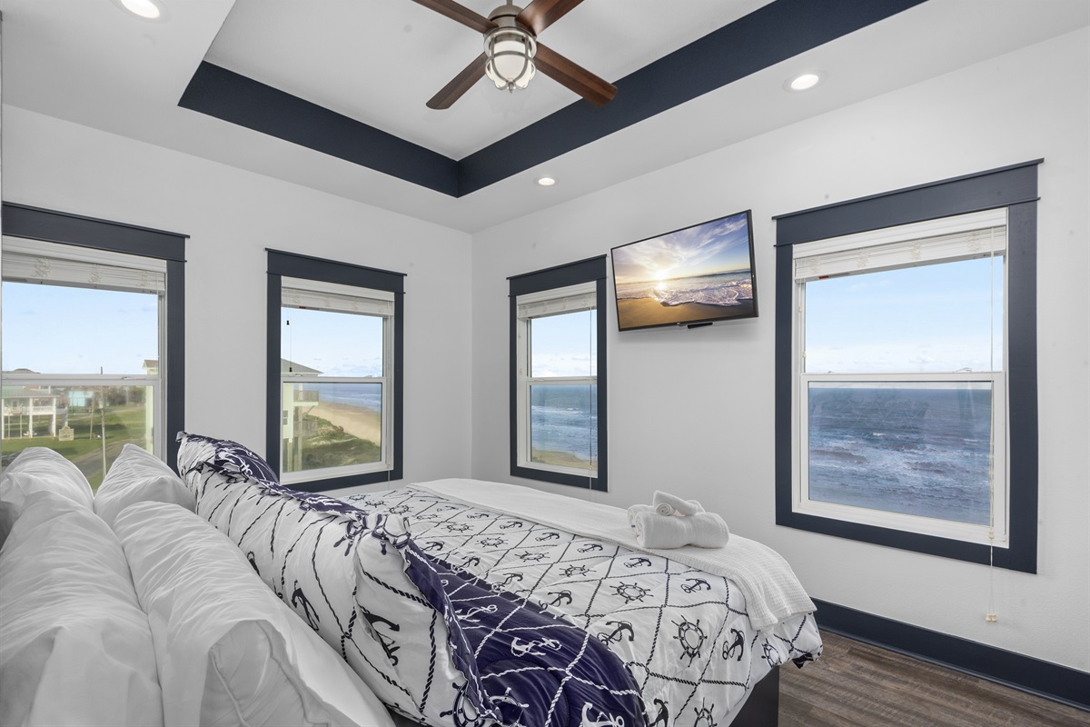 29ec1e9e6ebb4217834445112028e581 Large | Beachhouse | Texas | TX | Vacation Homes | Galveston | Crystal Beach | Kokomo | Breezy Days | Beachfront Elegance | Sunrise Serenity | Southern Sands Property Management, LLC
