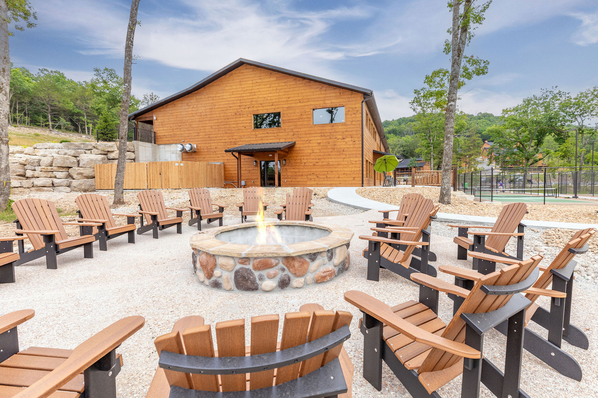 Community fire pit