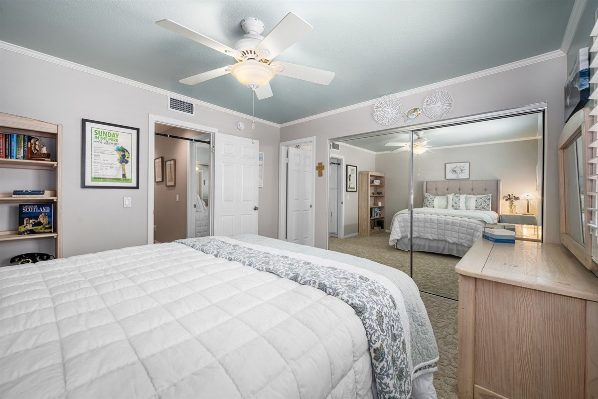 Front Bedroom with large mirrored closet