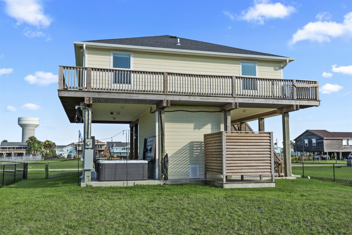 2a118c36915d413aa4a22c9960daa15b Large | Beachhouse | Texas | TX | Vacation Homes | Galveston | Crystal Beach | Kokomo | Breezy Days | Beachfront Elegance | Sunrise Serenity | Southern Sands Property Management, LLC