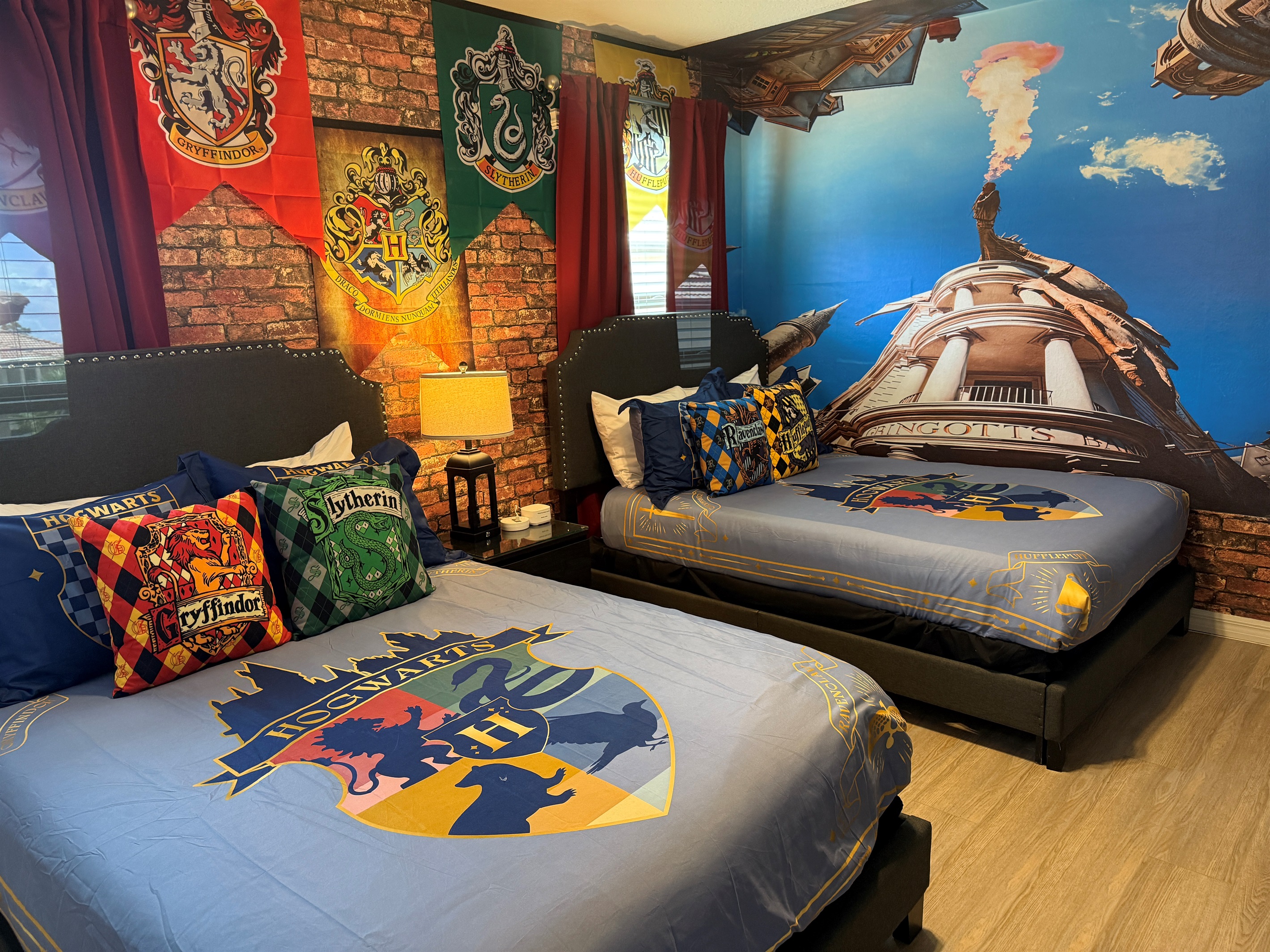 Suite 3- 2nd Floor- Harry Potter Theme- Double Beds