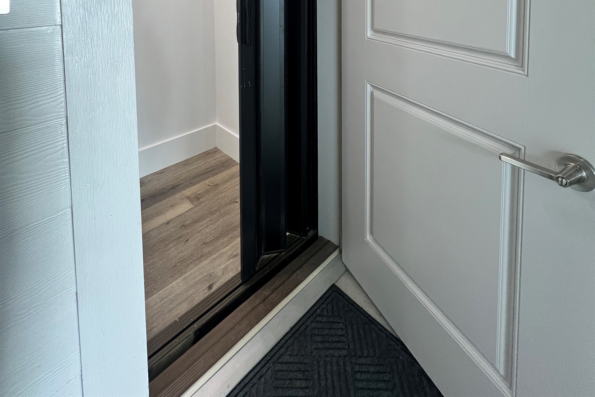 Costa Cristal Exterior: Wheelchair-accessible entrance with a gently sloped ramp, providing easy and convenient access to the home.