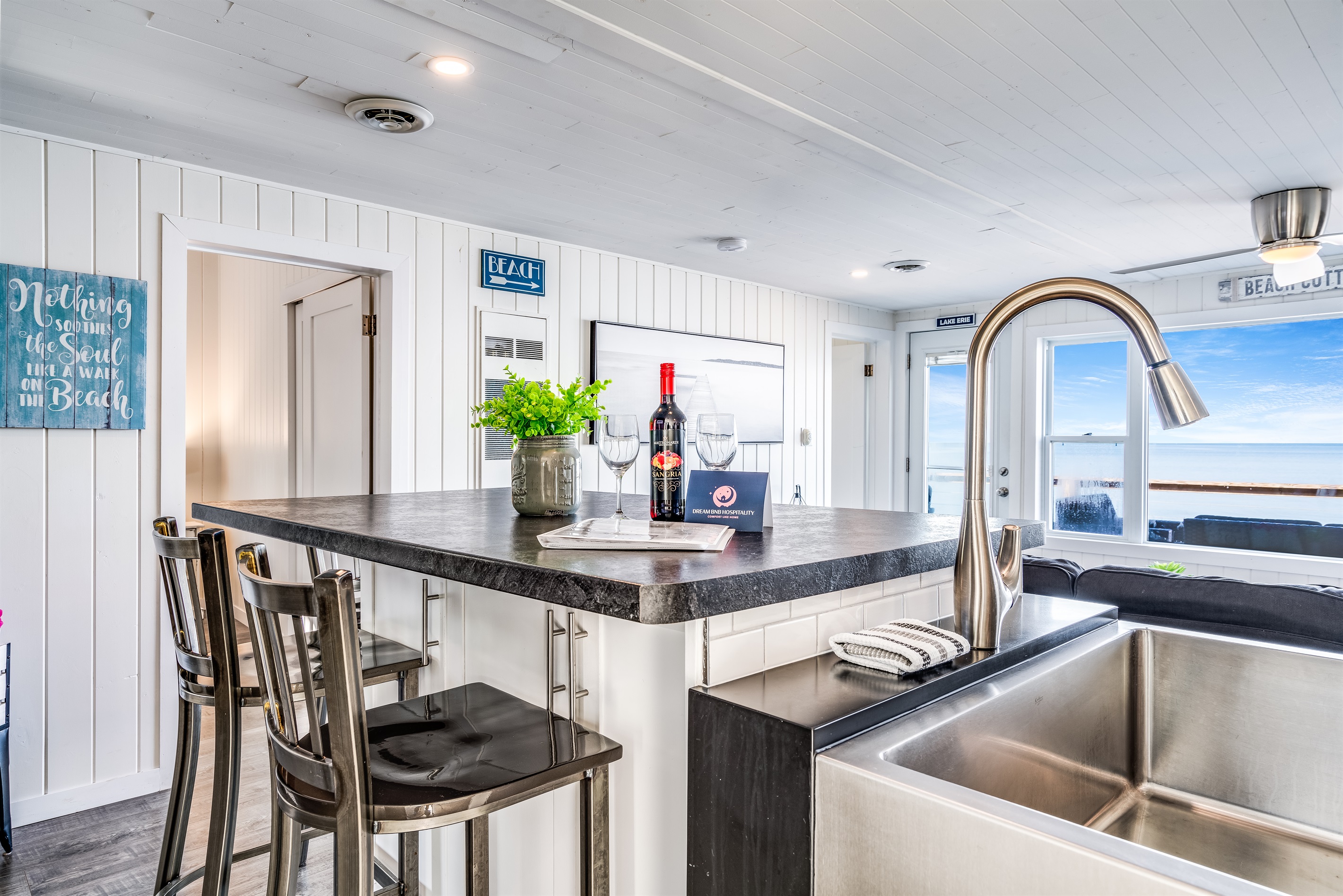 "The cottage was super cute, clean and absolutely perfect. We didn’t have to bring anything, everything was there for us."- Mari T, Aug 2024