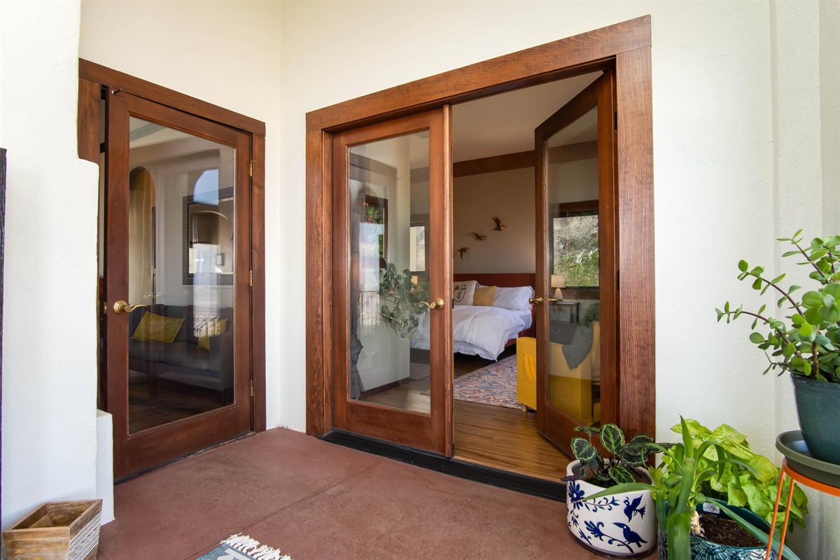 Open the many doors for the fresh Jerome air