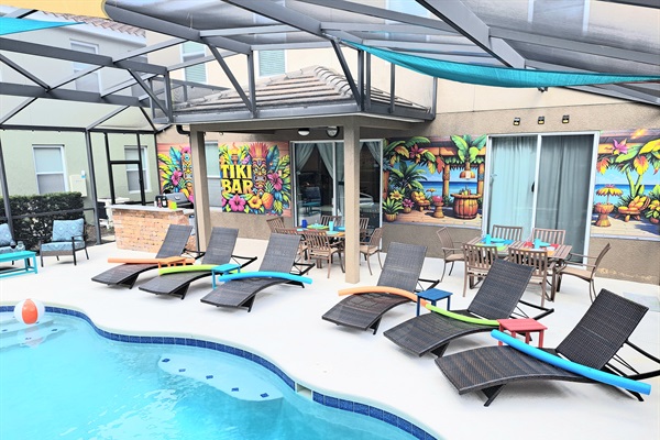 The most colorful backyard in Solterra Resort!