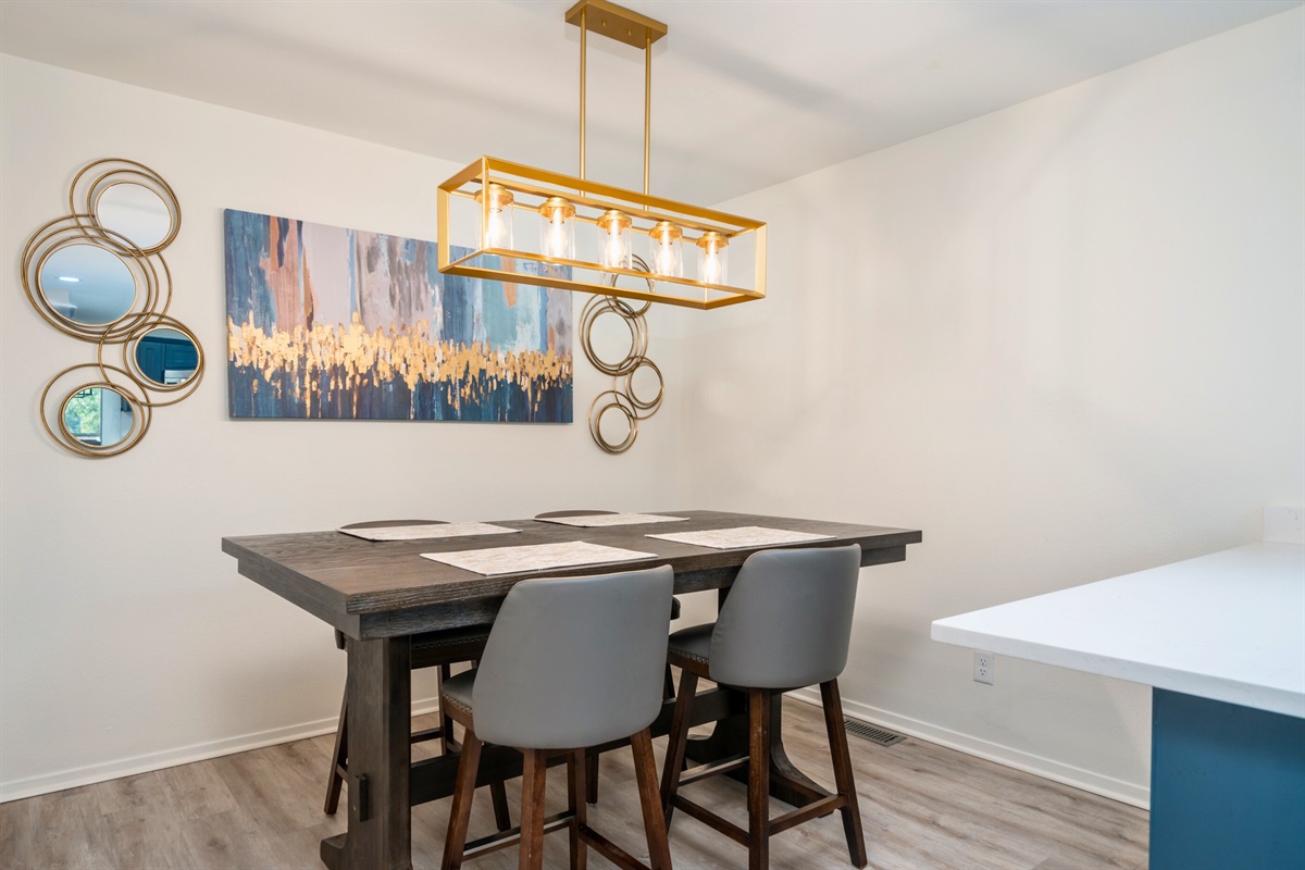 Breakfast Area in Kitchen with a 2nd Dining Table and Seating for 4.