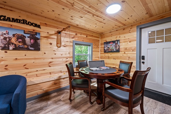 Game Room / Poker Table