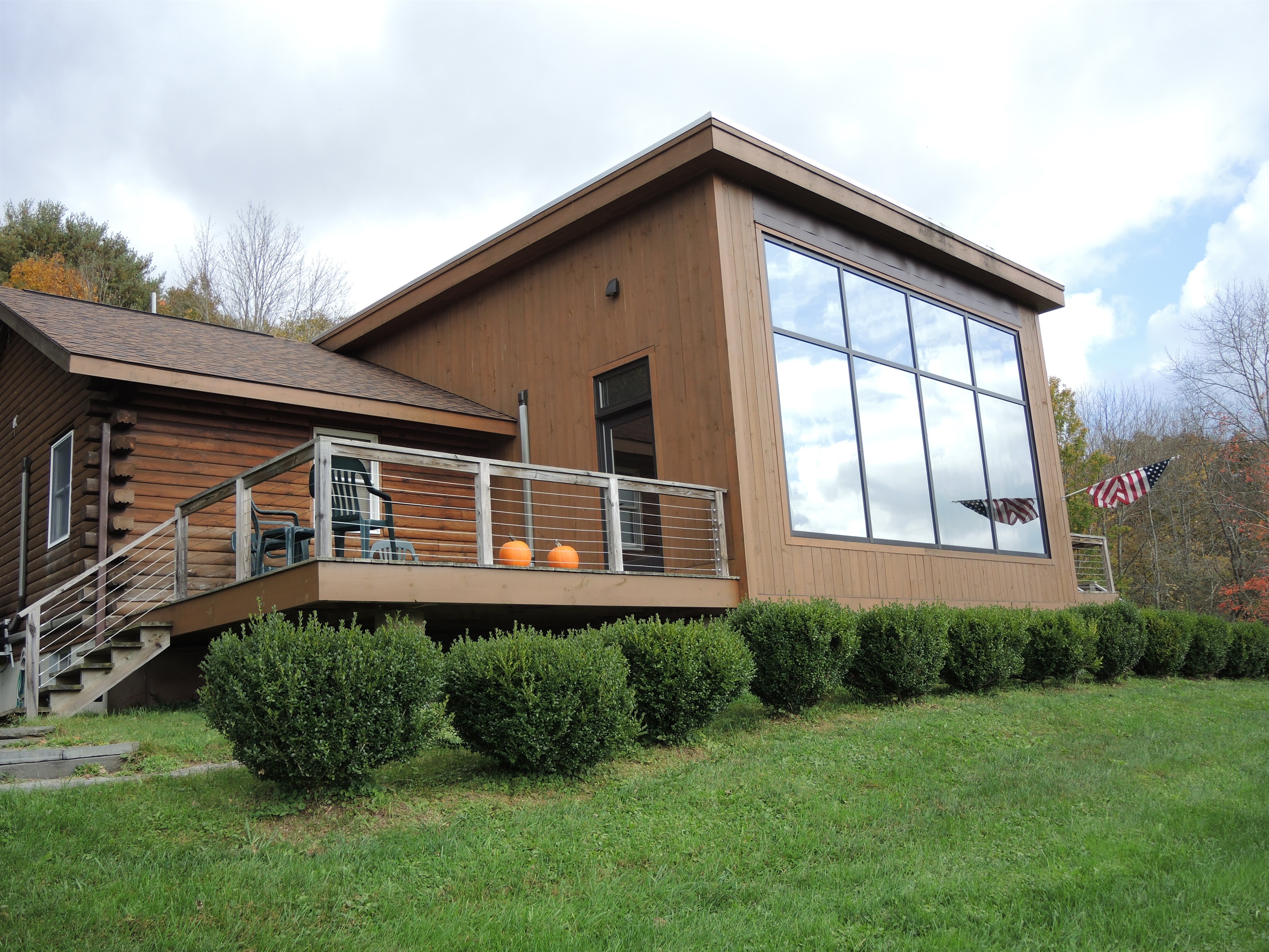 Arnoldson House front deck