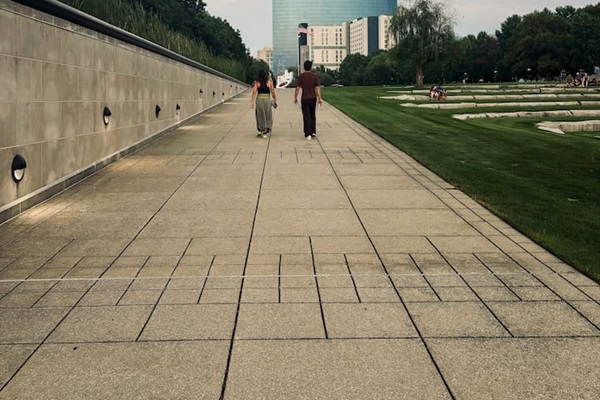 ️  Just blocks from The Urban Chalet, the Cultural Trail and Canal Walk offer a peaceful escape through White River State Park—perfect for a morning ride or evening stroll.