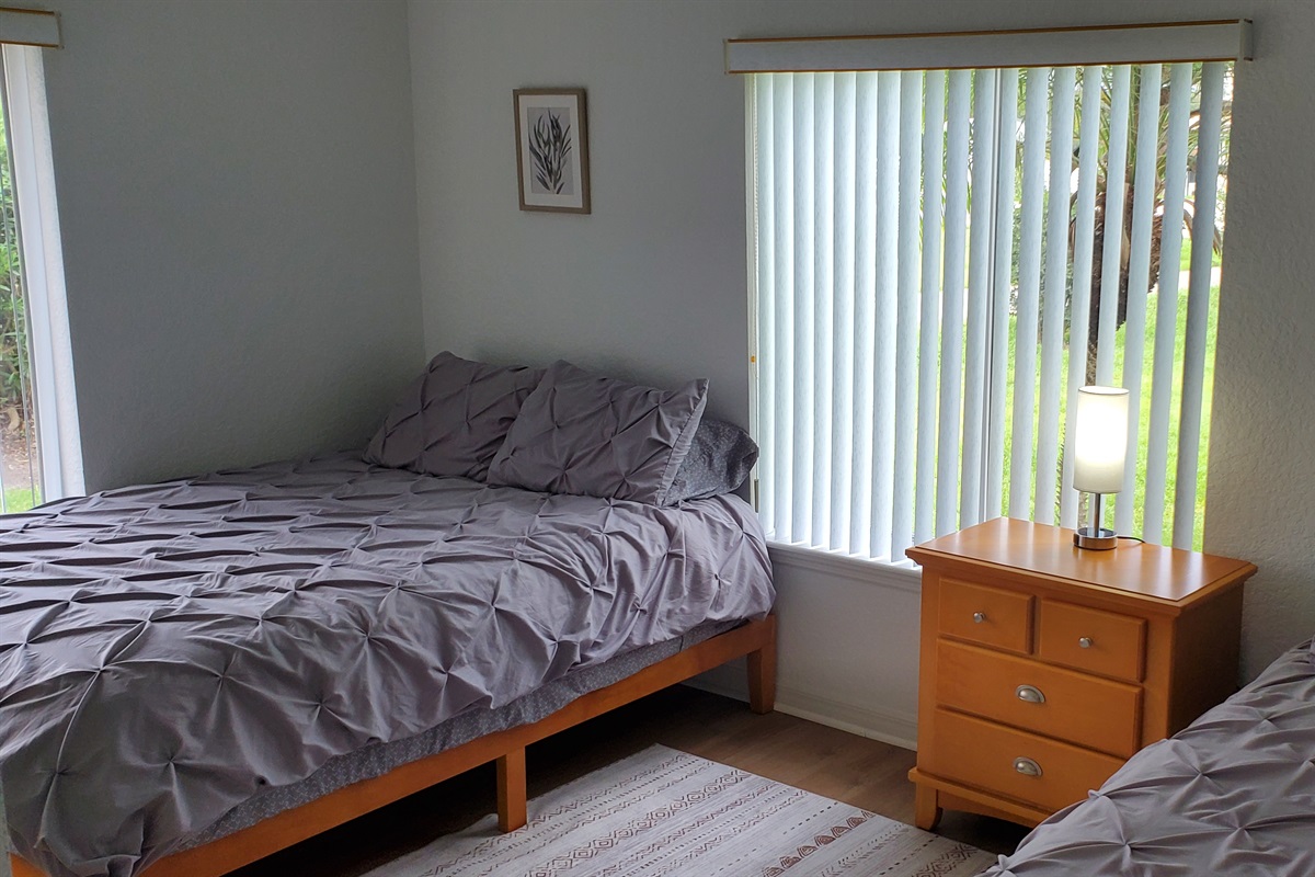 Double bed and Twin bedroom with private full bath