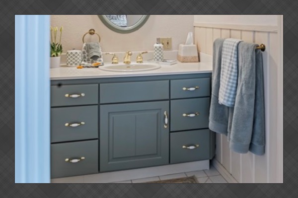 Main Floor Bedroom w/ Ensuite