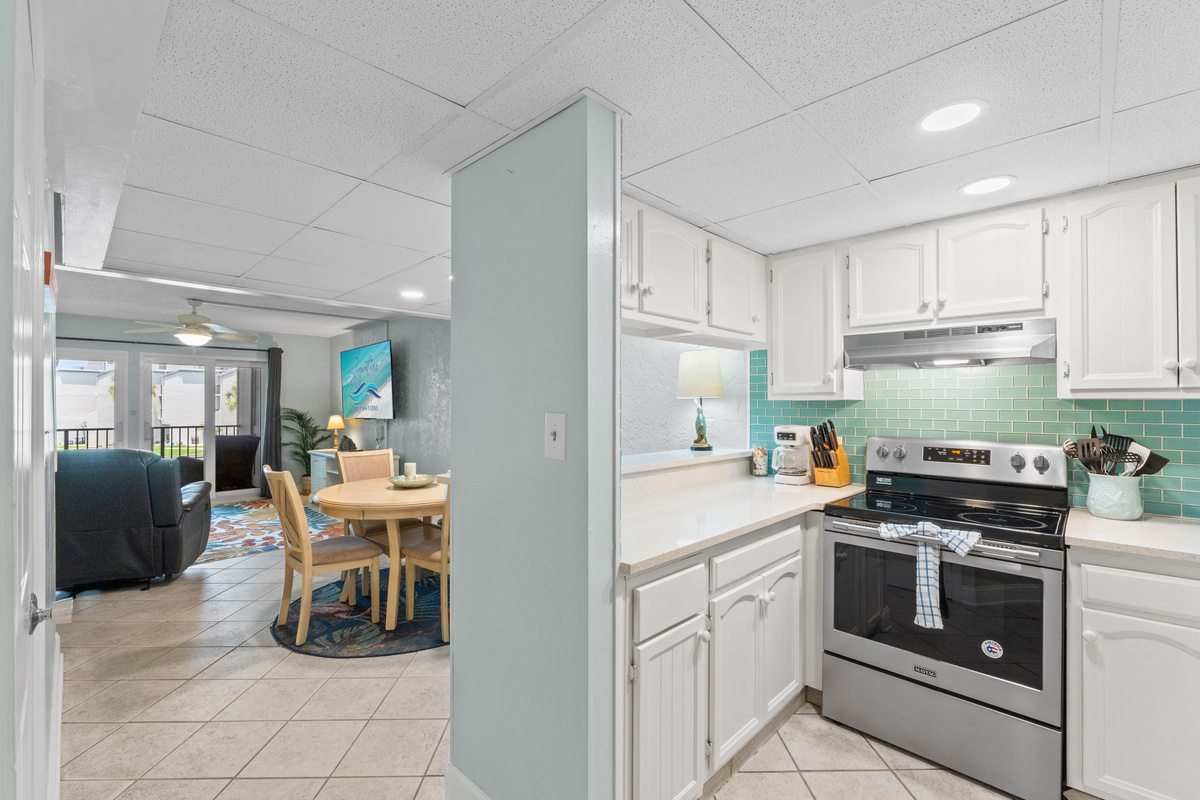 Full Kitchen