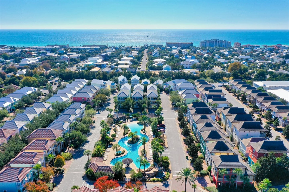 Walking Distance to the Beach!