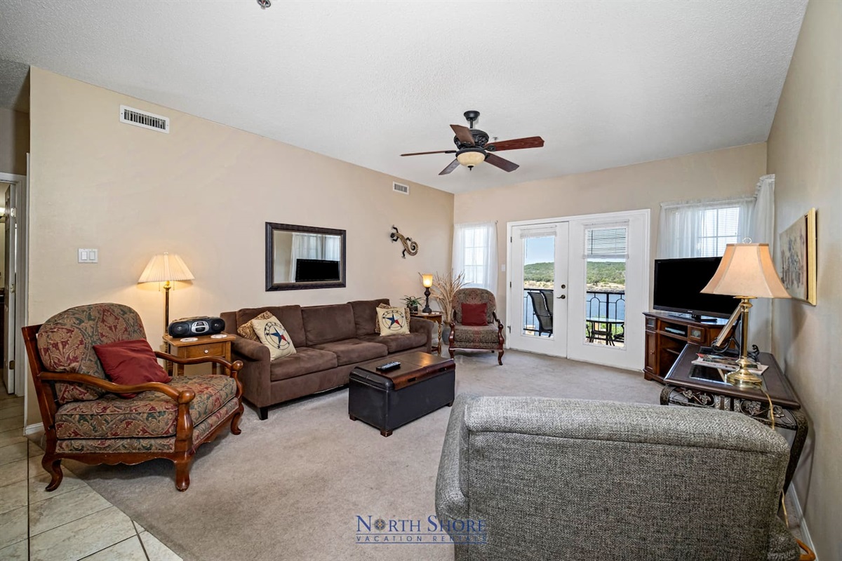 Open Living Area with Queen Sleeper Sofa