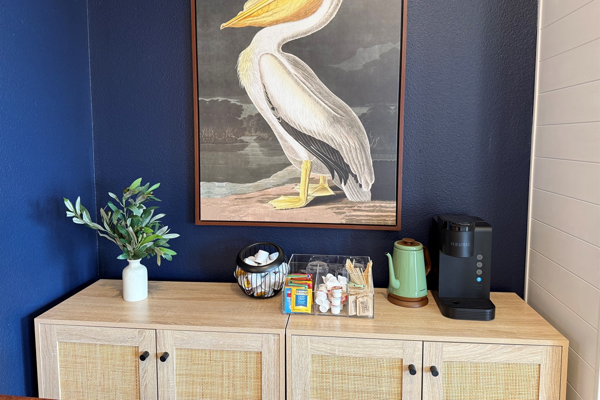 An awesome coffee and tea bar in the Seafarer Suite. 