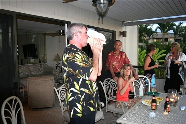 Oh, did we mention the tradition of Sunset Conch shell horn blowing and pupu’s!