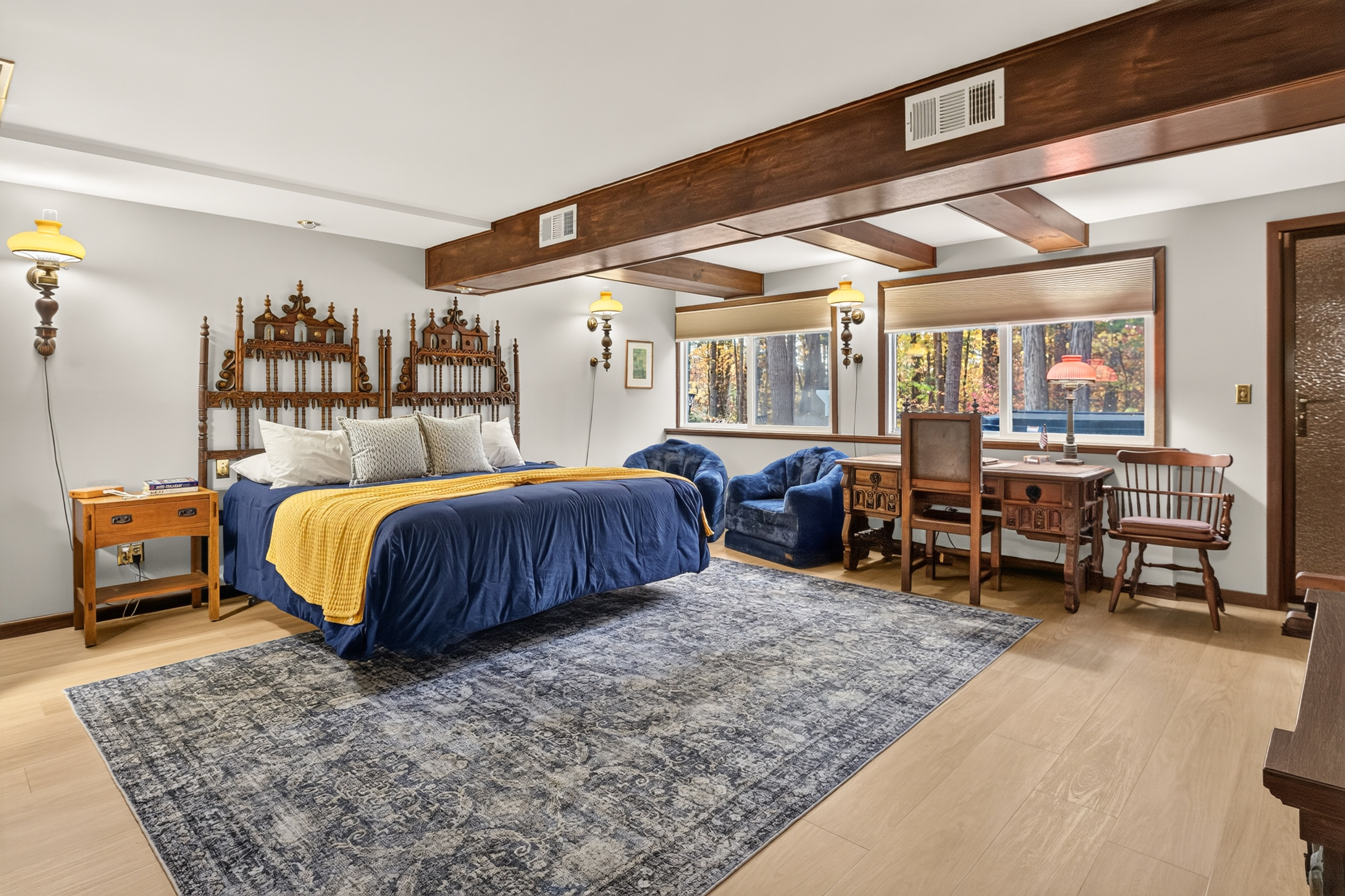 Main house-basement bedroom