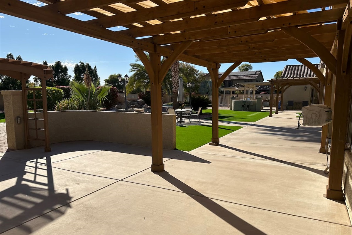 Desert Cove Escape | 5BR Retreat w/ Pool & Casita — Desert Cove Escape | 5BR Retreat w/ Pool & Casita, Surprise, Arizona — photo 10