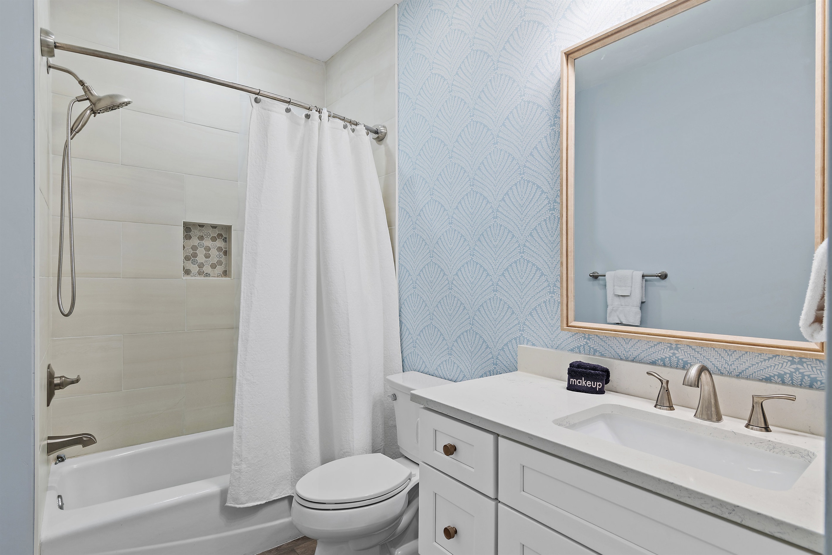 Updated Guest Bathroom with Bathtub