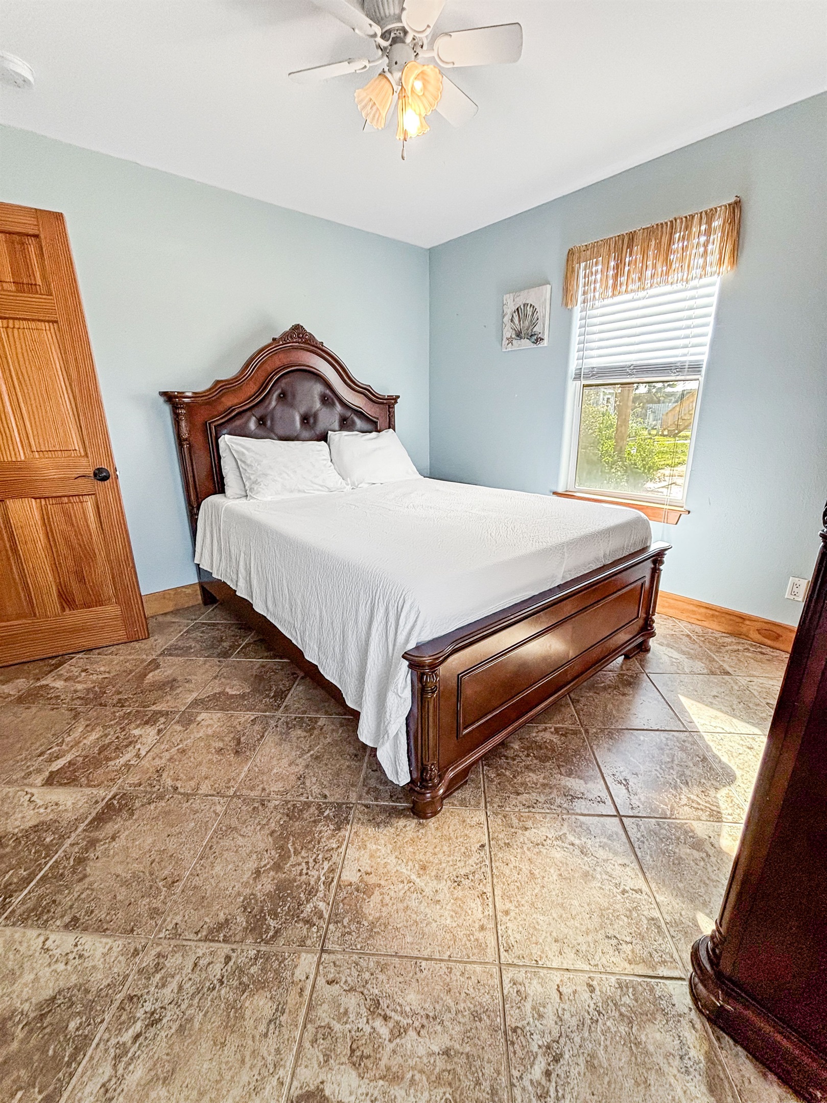 Bedroom 2 in Side A has a queen bed