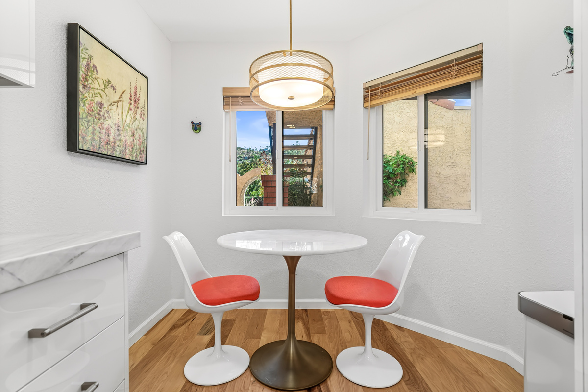 Breakfast Nook