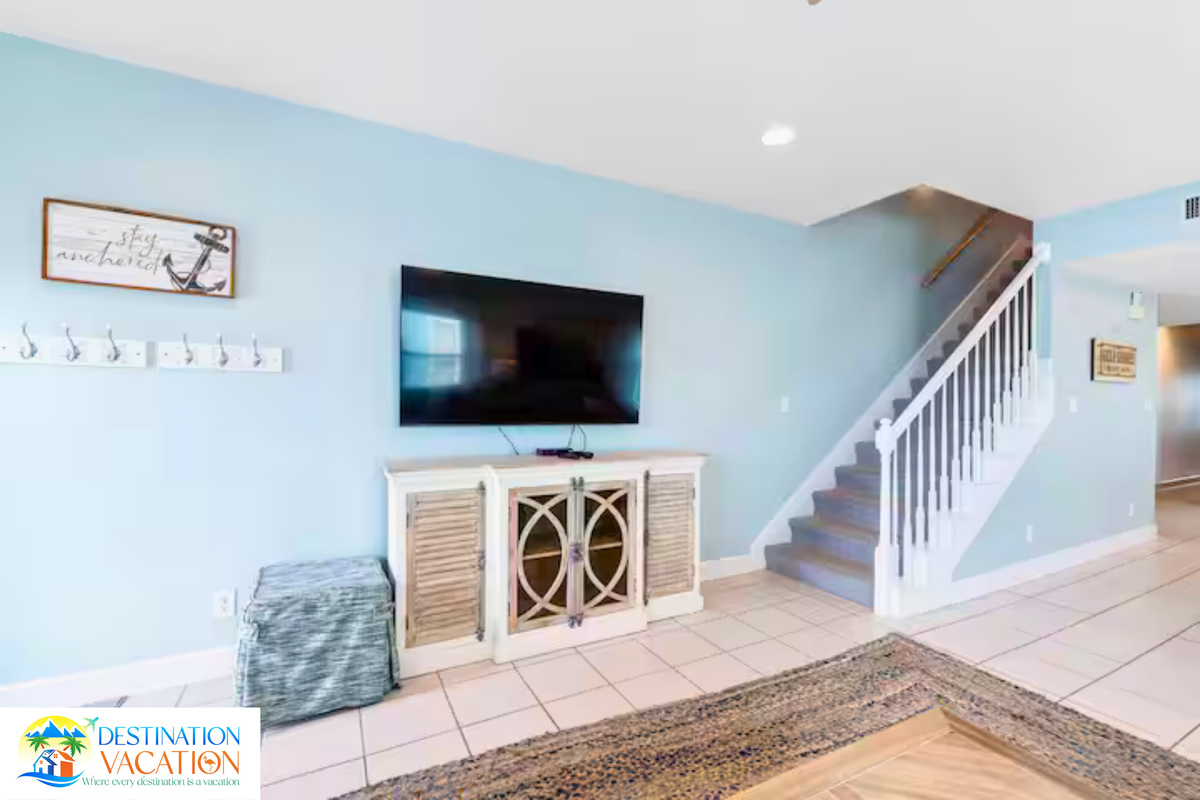 Relax in style with panoramic ocean views.