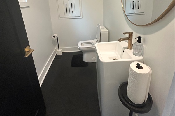 Ensuite half bathroom