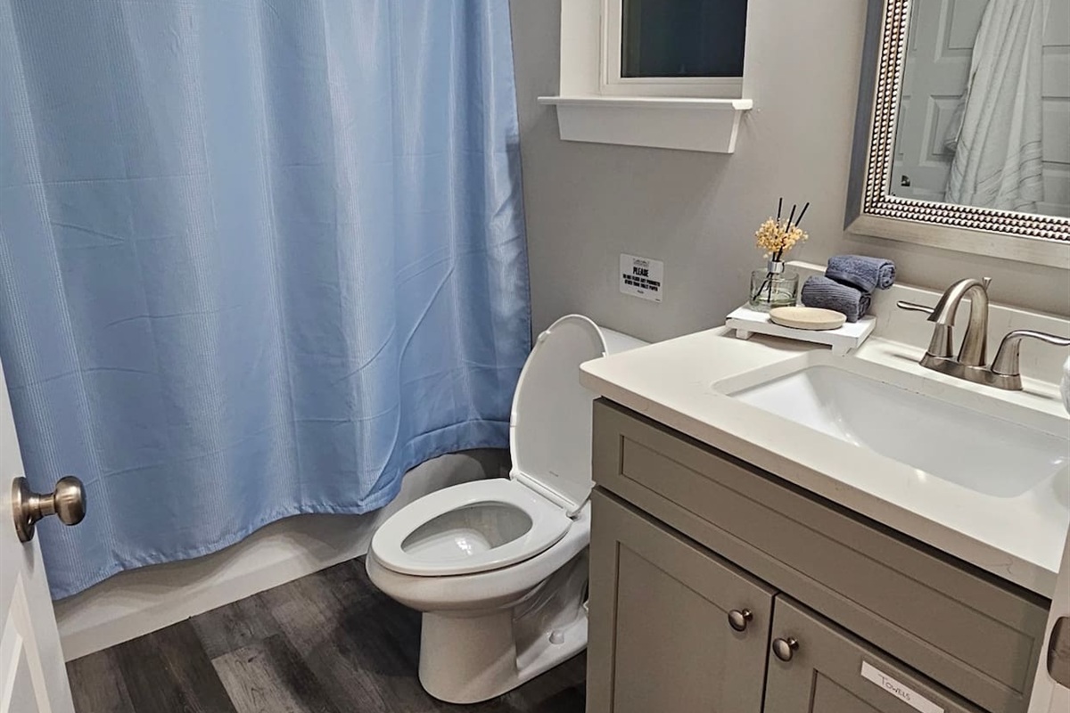 Refresh yourself with big mirrors and a spacious comfort room!