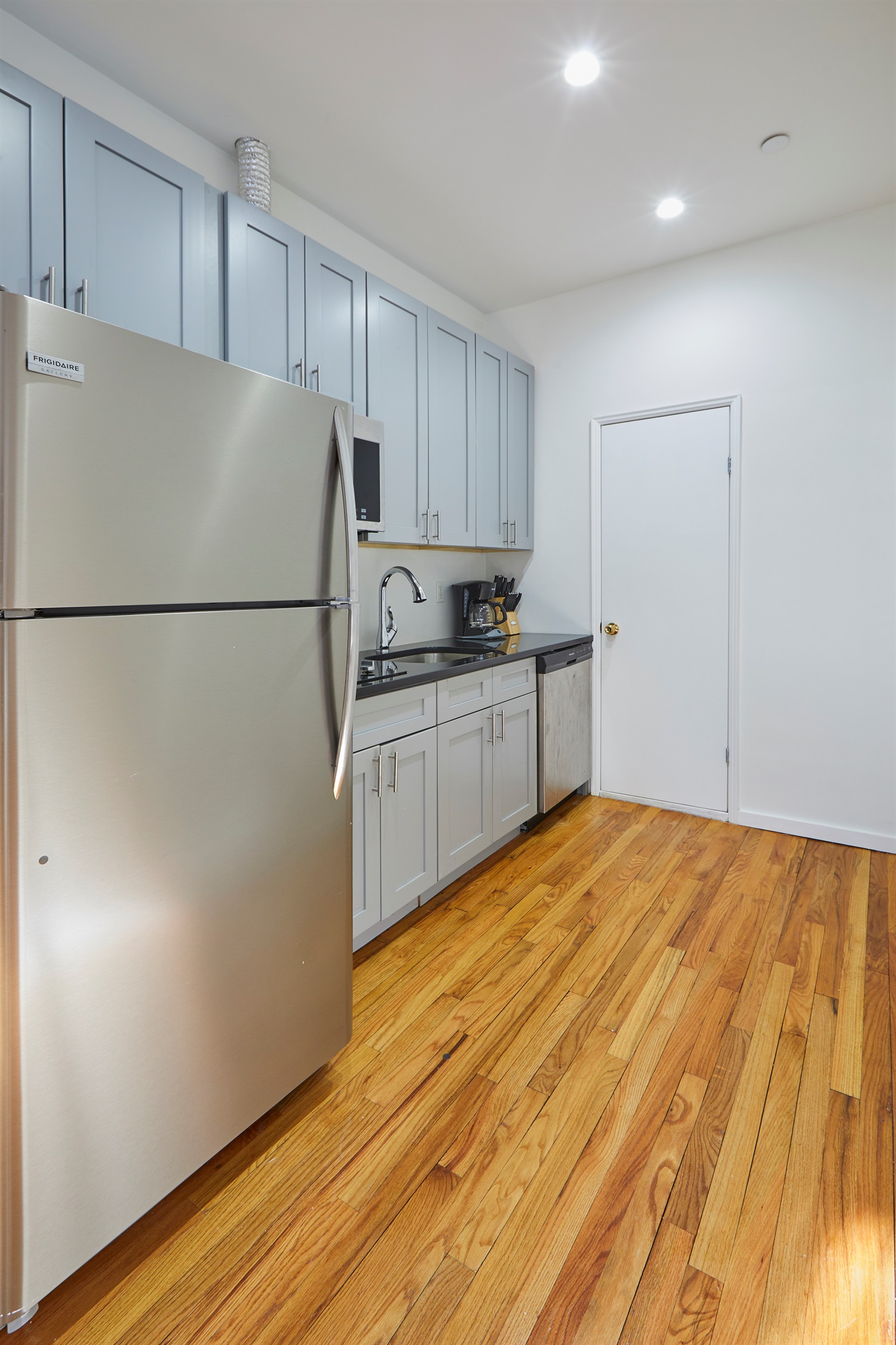 Unit 2 | Kitchen