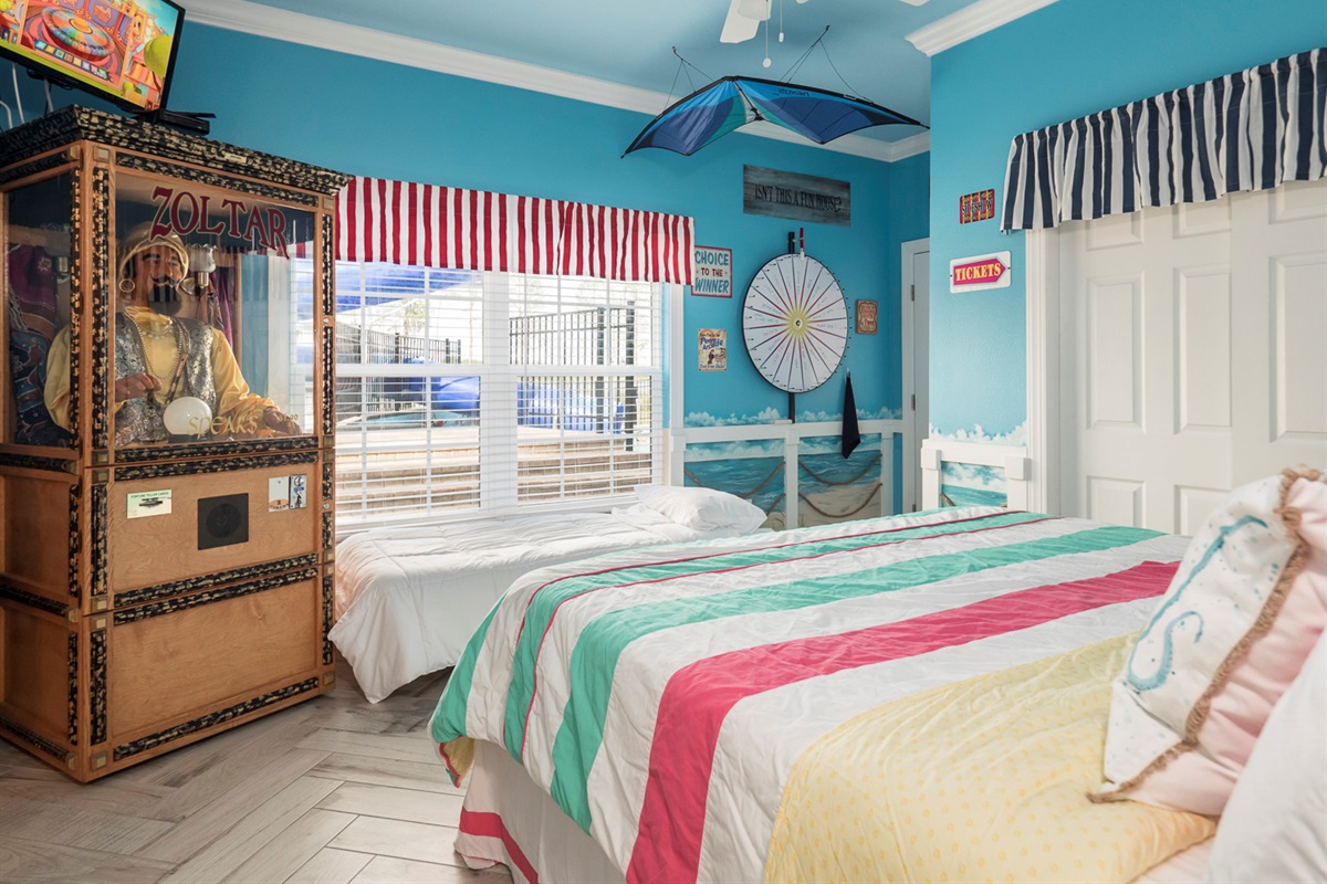 Spacious king bedroom with lake views at Clermont estate