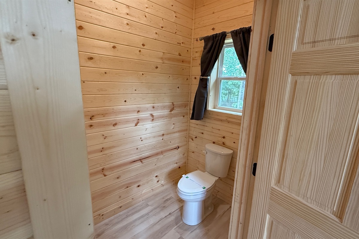 Private Comode