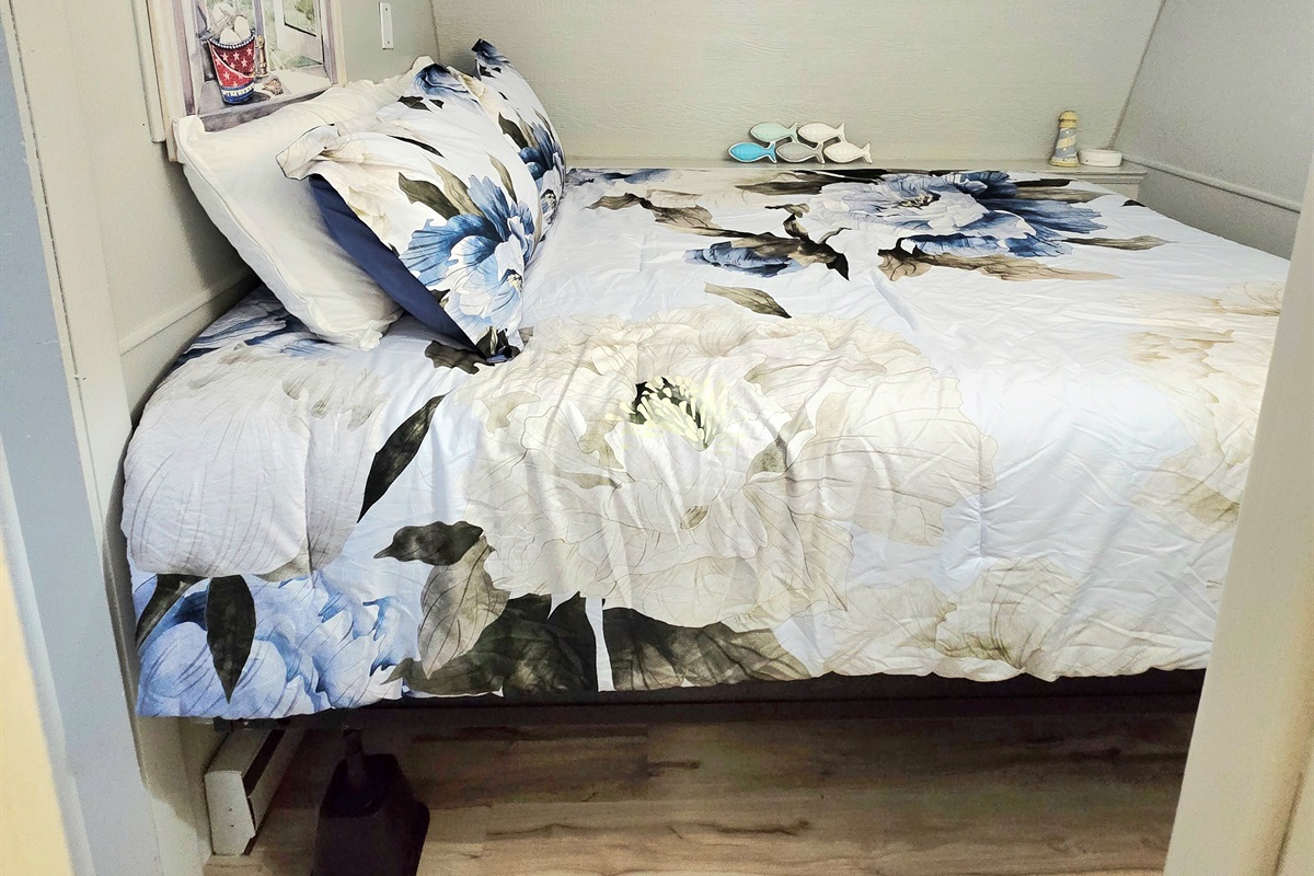 2nd Bedroom (Dbl)