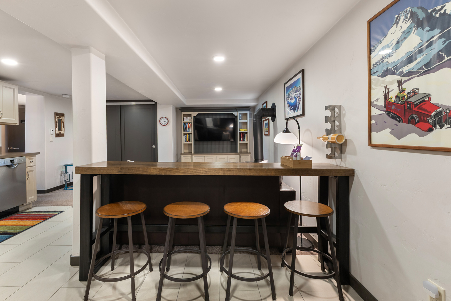 Breakfast Bar for 4