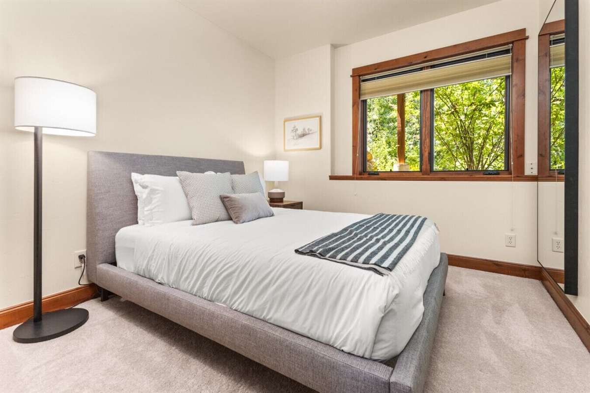 Queen Bedroom  #1 | Main Level