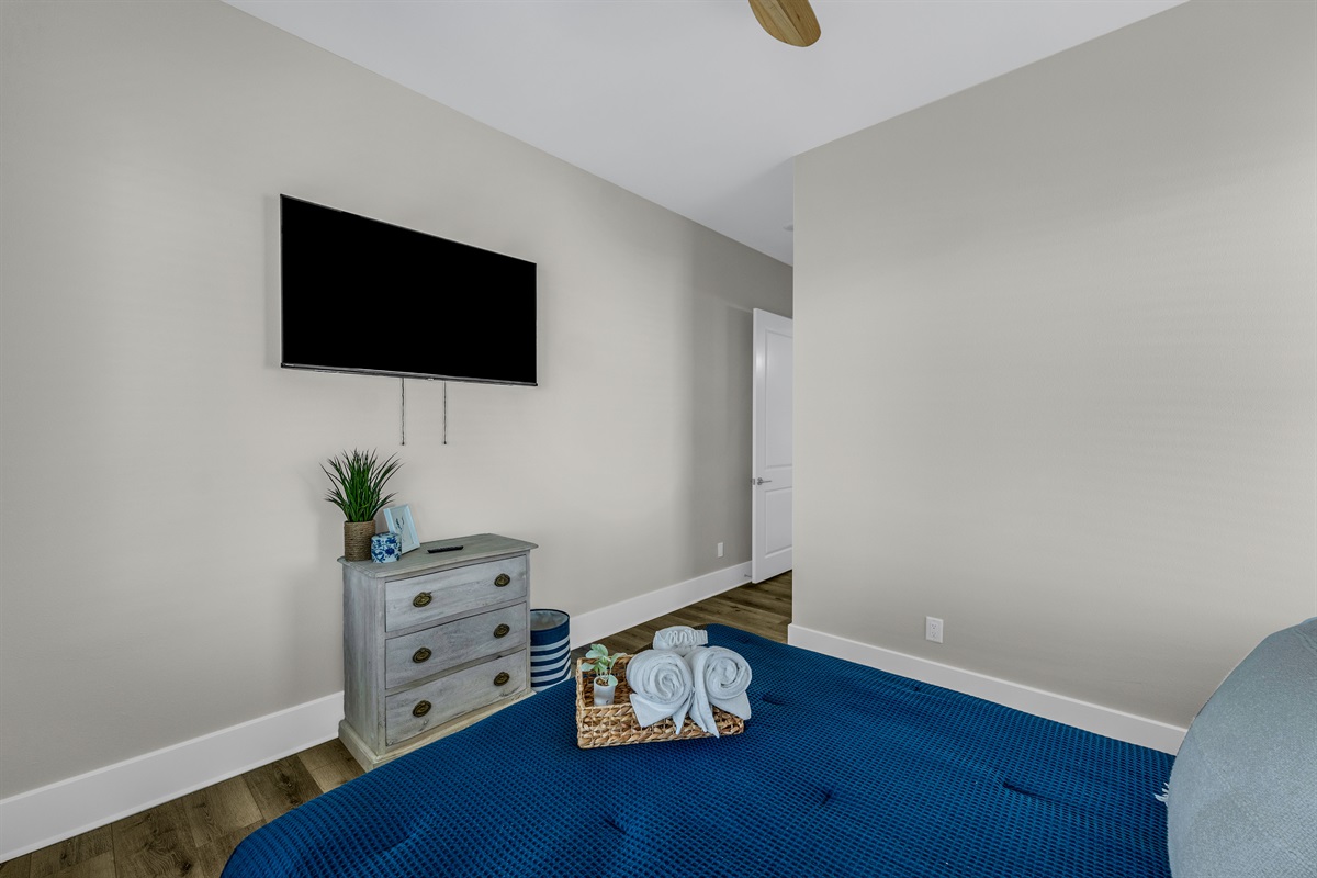 Costa Cristal Bedroom 3: Unwind in this elegant queen bedroom featuring a TV for your entertainment.