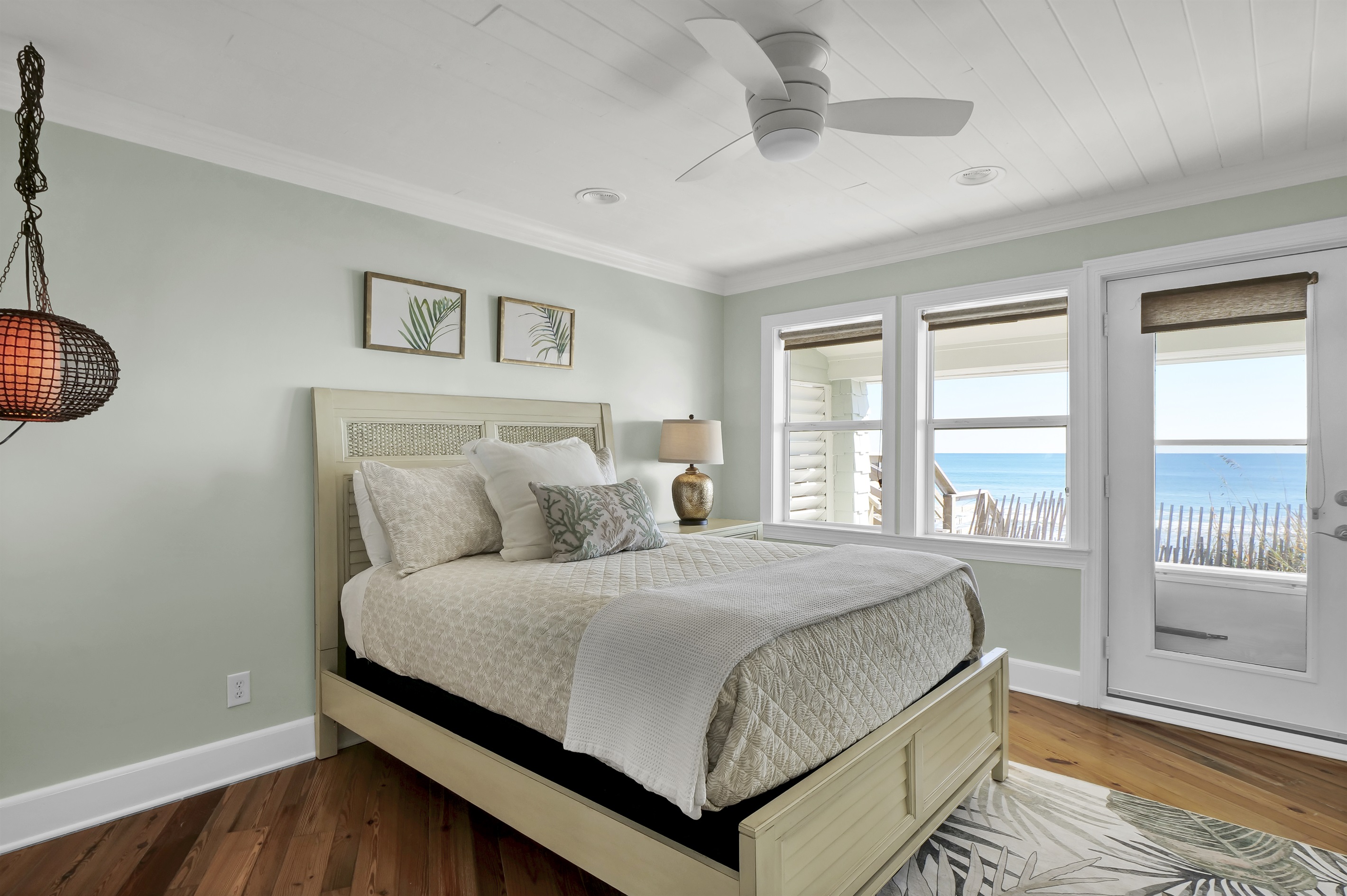 Oceanfront Master Bedroom 1