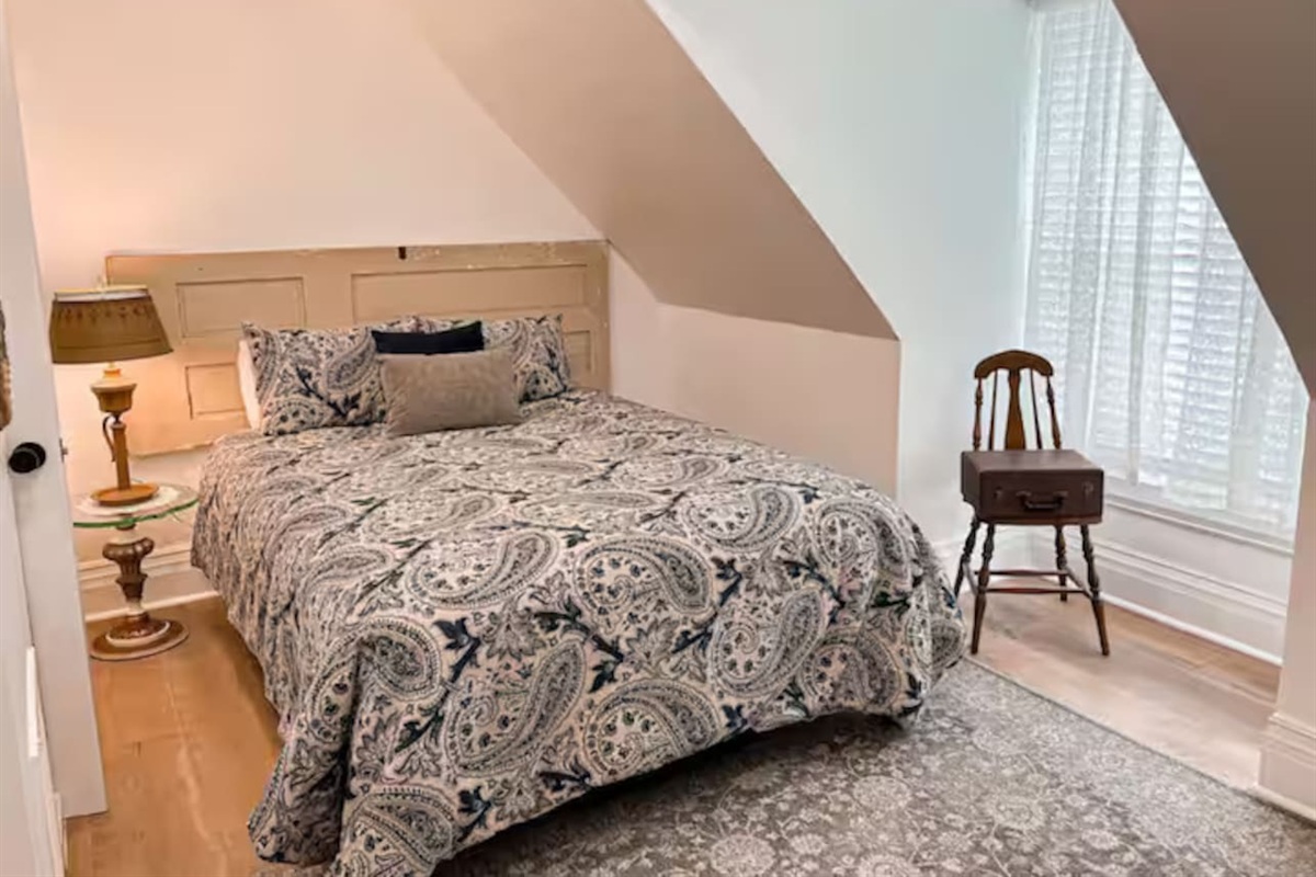Prescott Getaway Unit #2 — ✨ The Grand Landing; Unit 2 (2 bed / 1 bath), Prescott, Arizona — photo 11