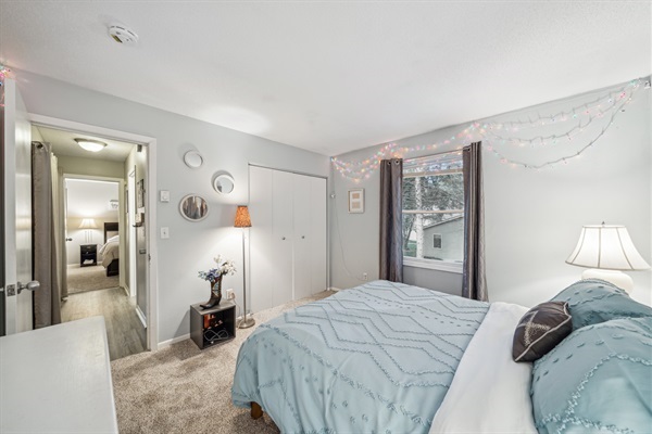 Cute, beautiful upstairs queen bedroom.