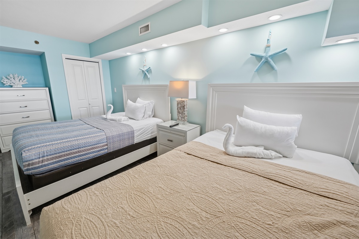 Stunning Bedroom ✨ Beautifully Decorated 🛏️💫