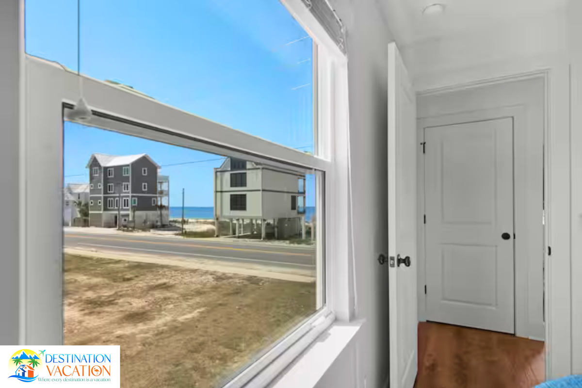 Wake up to peaceful neighborhood and coastal views.