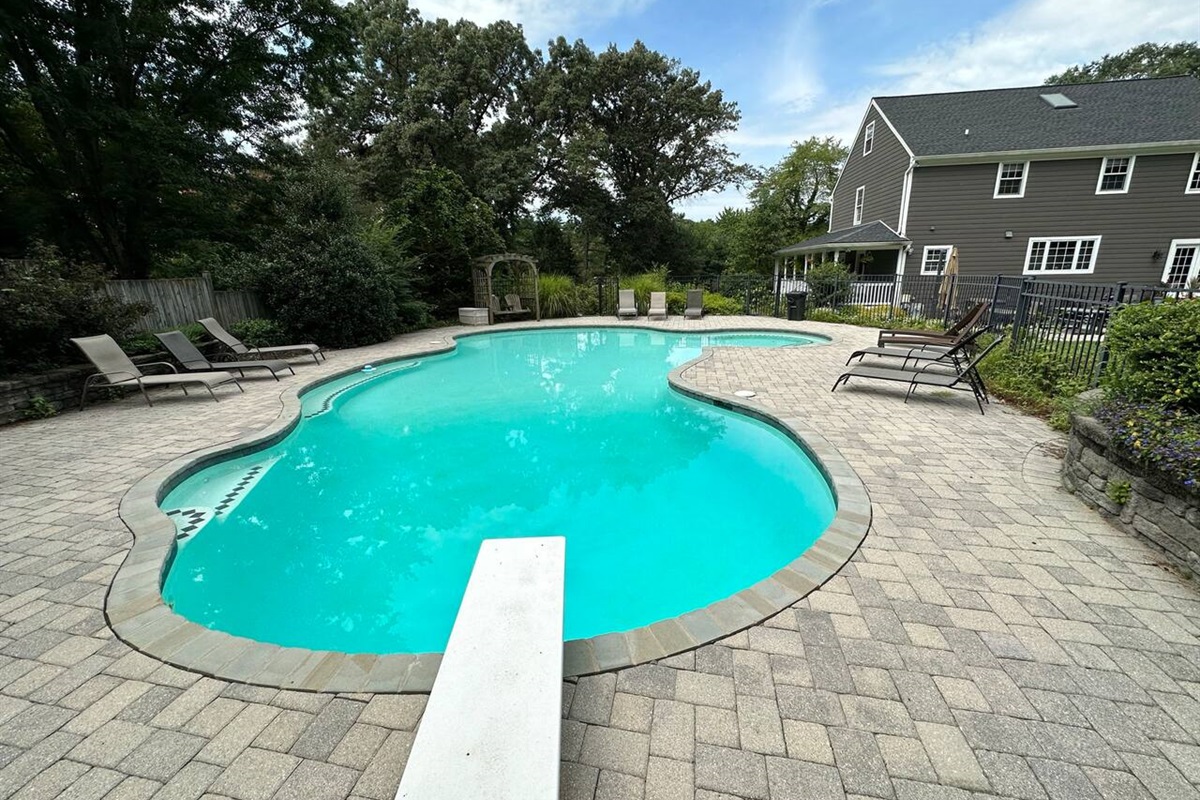 8.5 ft of water depth below diving board