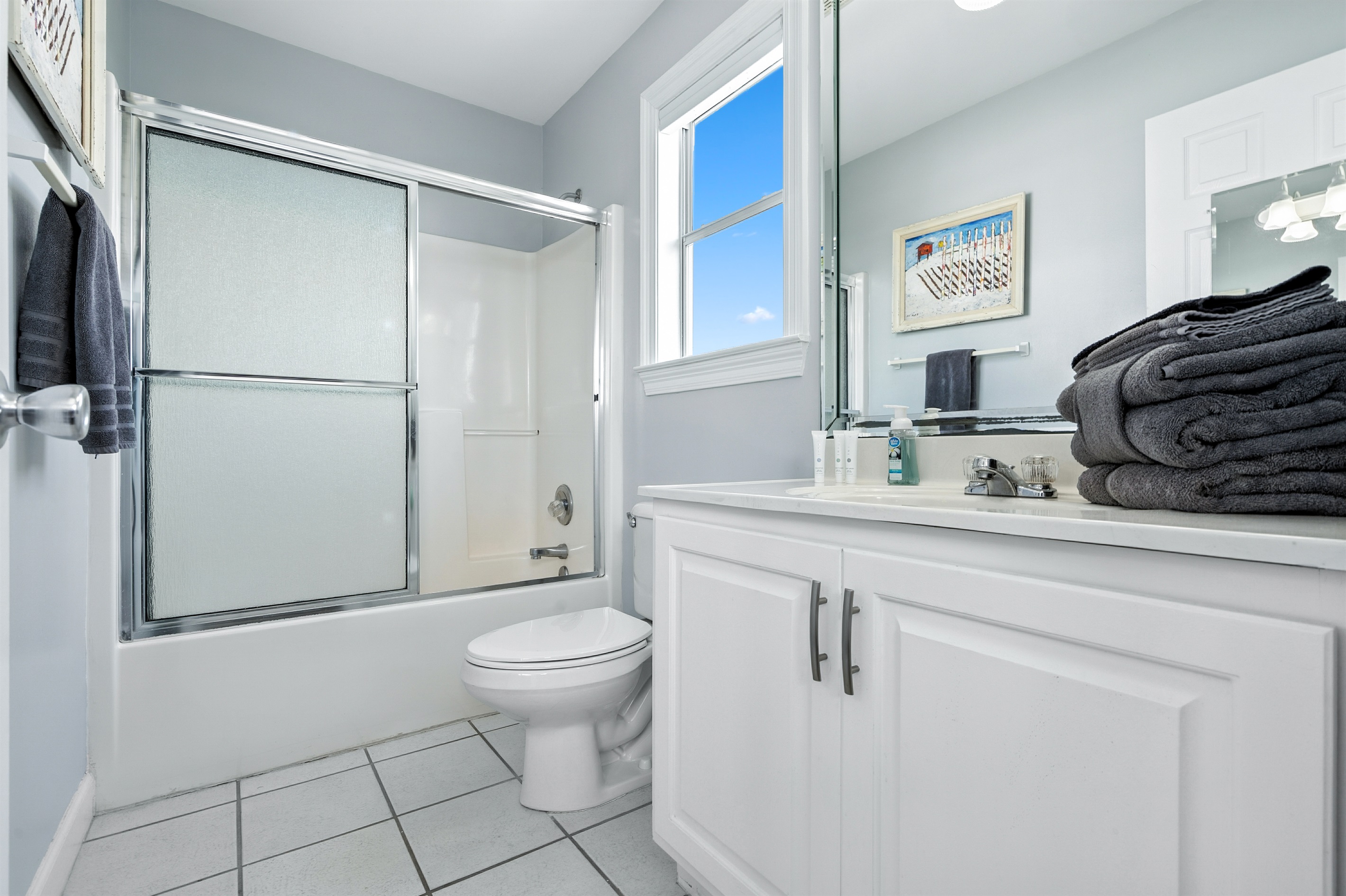 Upstairs Bath