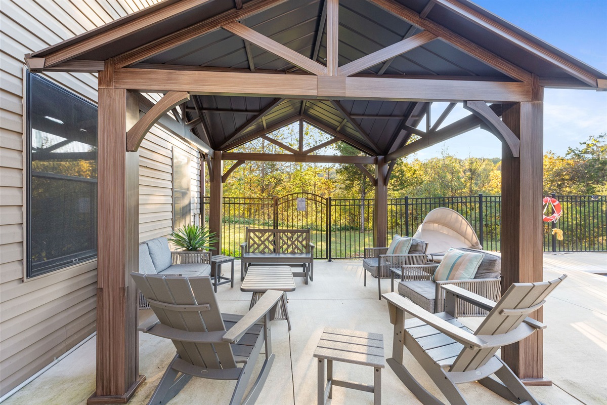 Sit back and relax while the kids play in the pool!