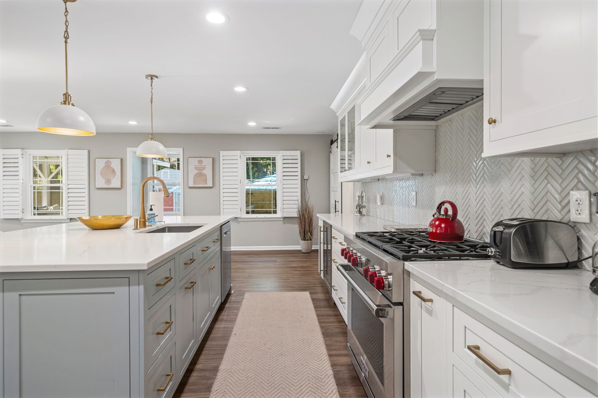 Chef's Kitchen With Wolf Range | IOP Escapes Beach Blessing | 3705 Hartnett Blvd, Isle of Palms, SC