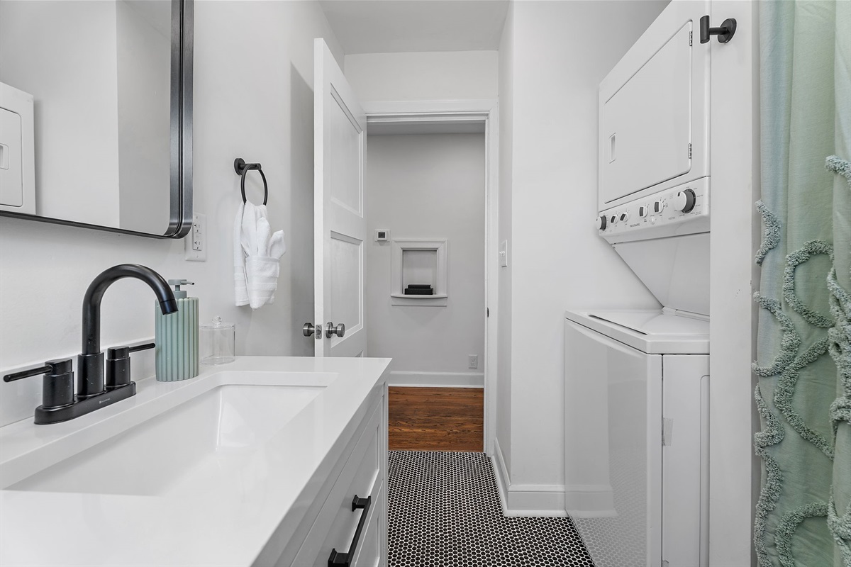 bathroom 1 / laundry