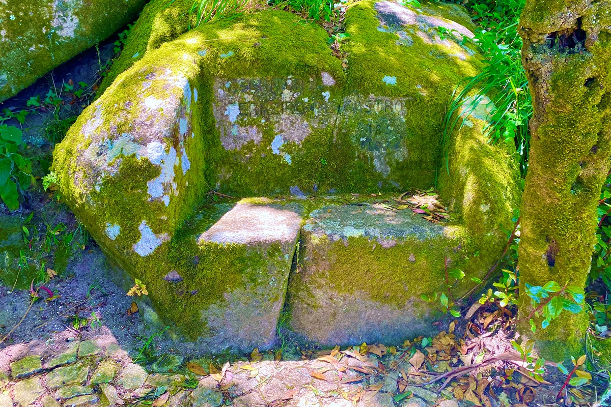 Sinta Hiking take a rest