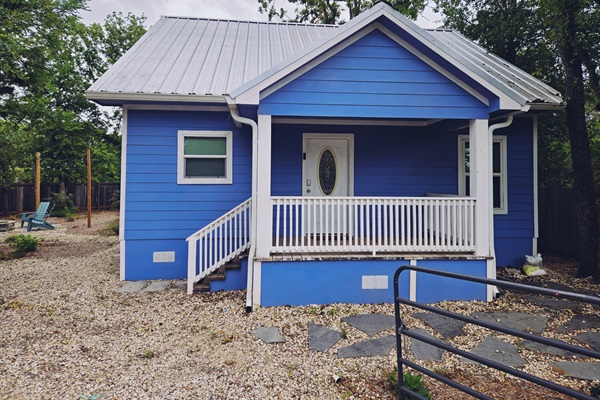 Welcome to Walnut Cottage!