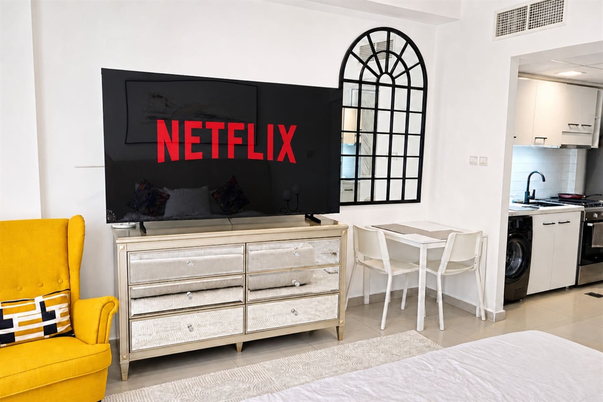 TV 75"