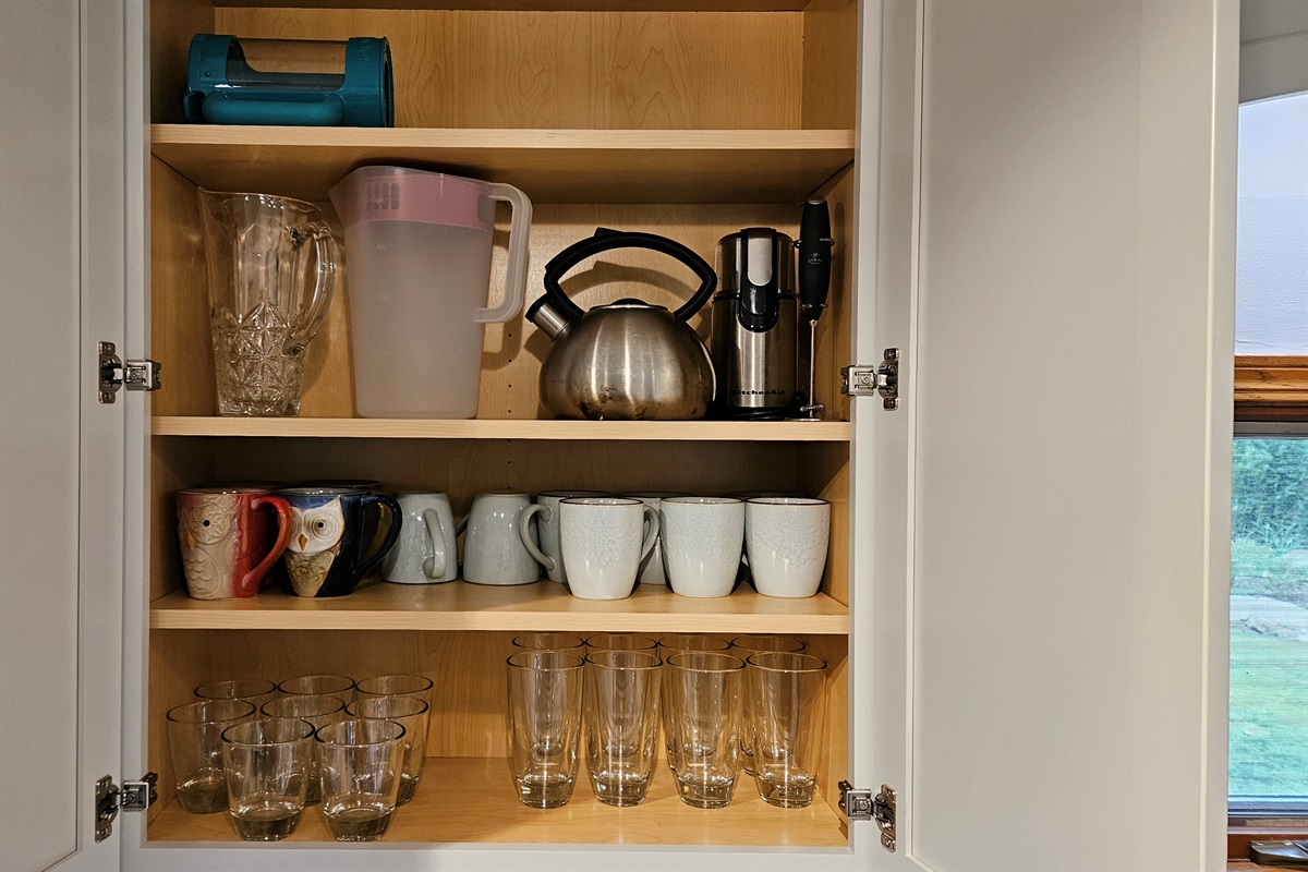 You won't run out of coffee cups here!