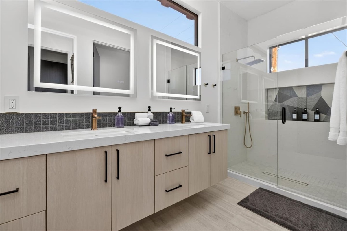 Primary Bath Upstairs